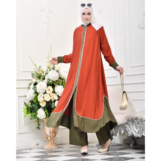 Oneset Midi Dress by Berga COLLECTION