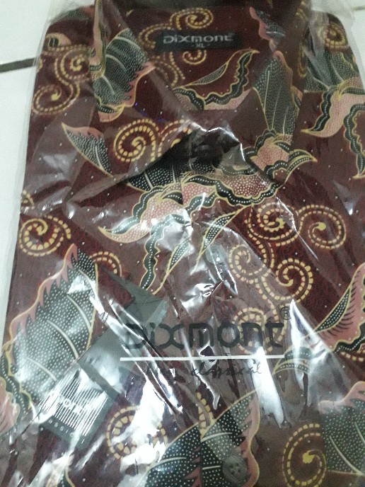 Kemeja Batik Pria Lengan Pendek Bs32 Katun Motif Modern Dixmont Semi Slimfit Premium