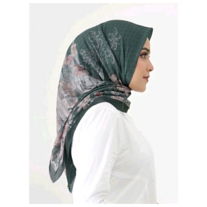 Buttonscarves Malaya Series in Emerald Preloved