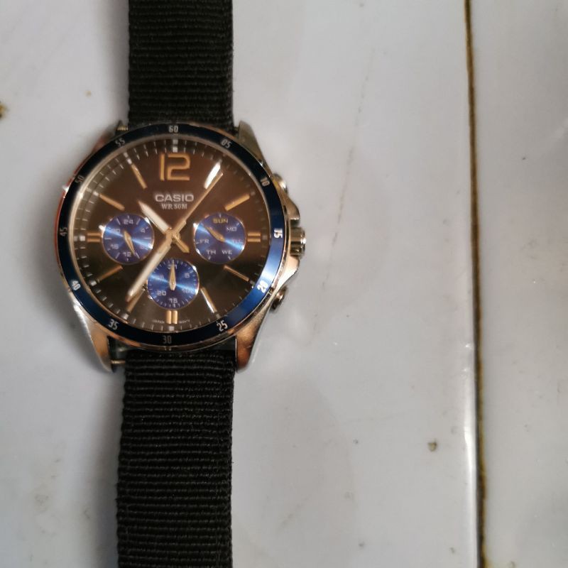 jam tangan casio kondisi bekas pakai