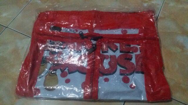 Rak Jilbab Karakter (1 Kg Muat 4 Pcs)