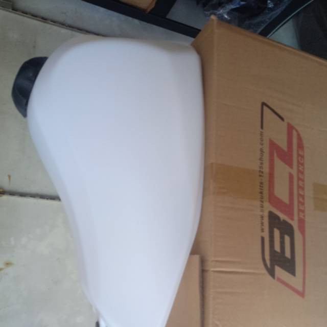 TANGKI TS 125 BAHAN PLASTIK MERK CROSSBONE