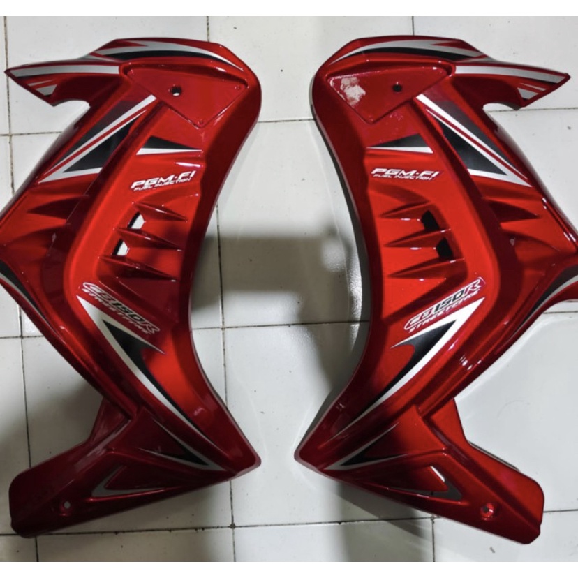 FAIRING CB150R OLD / HALF FAIRING CB150 OLD PNP - CHARMOTO