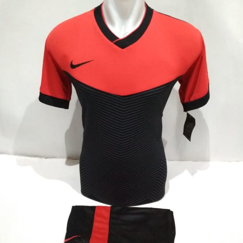 Jual Terbaru Baju Jersey Futsal Hitam Merah Desain Simple  Shopee