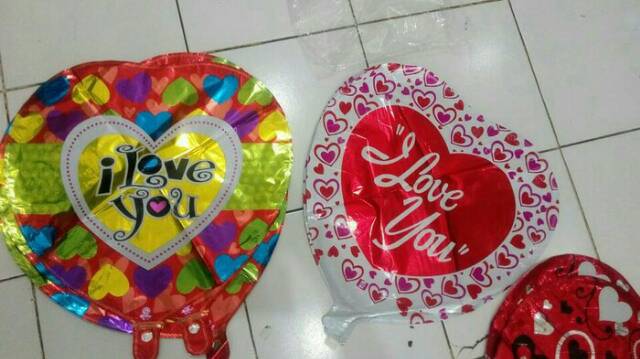 Balon foil love valentine