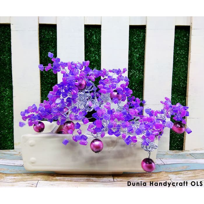 Vas / Pot Bunga Keramik Kotak Bambu