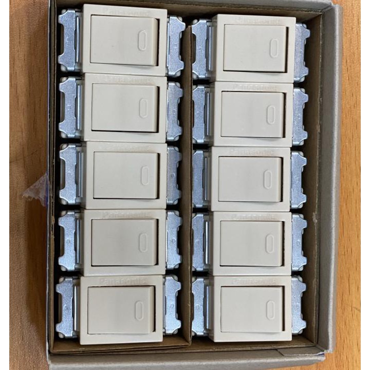 Lucu Saklar Panasonic Full Color Wnj5001 Wnj 5001 Saklar Panasonic Berkualitas