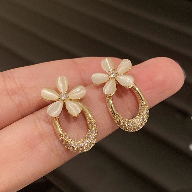 Anting S925 Silver Needle Bentuk Bunga Nanas Aksen Berlian Untuk Wanita ACKER