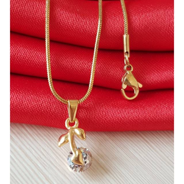 Kalung Fashion import Titanium Gold Ranting daun