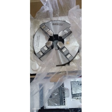 catok Bubut - Clow Bubut - 8" Kaki 4 - jalan bareng