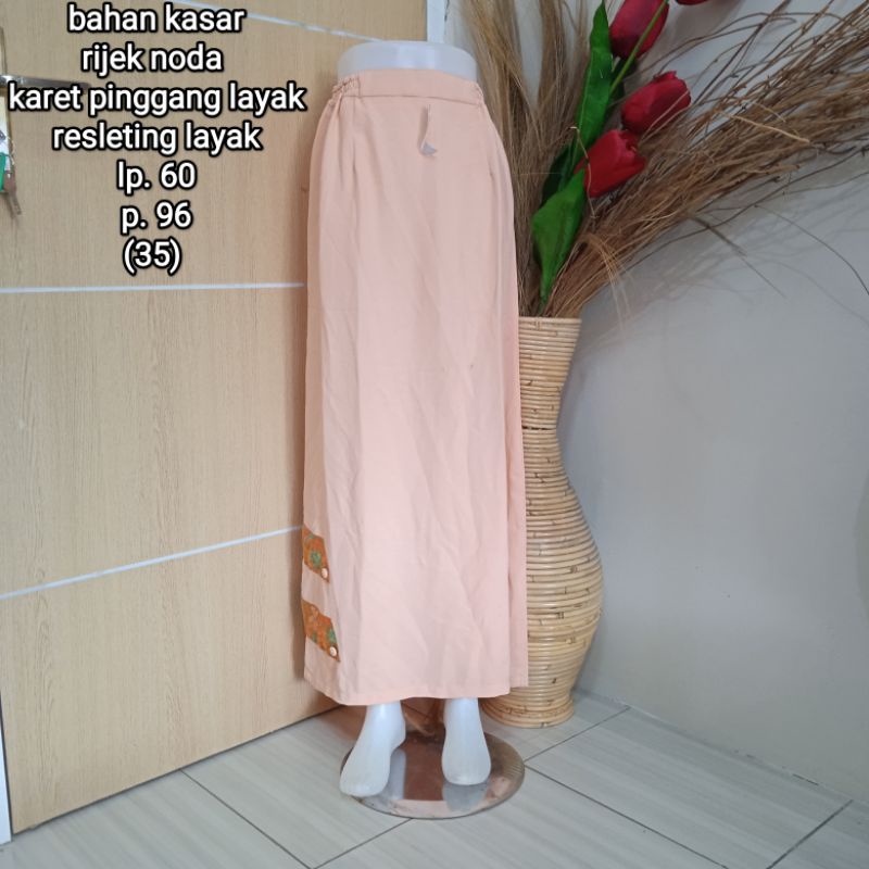 PRELOVED ROK  MURAH//BAWAHAN PREMIUM, PAKAIAN BEKAS PL LAYAK PAKAI-19