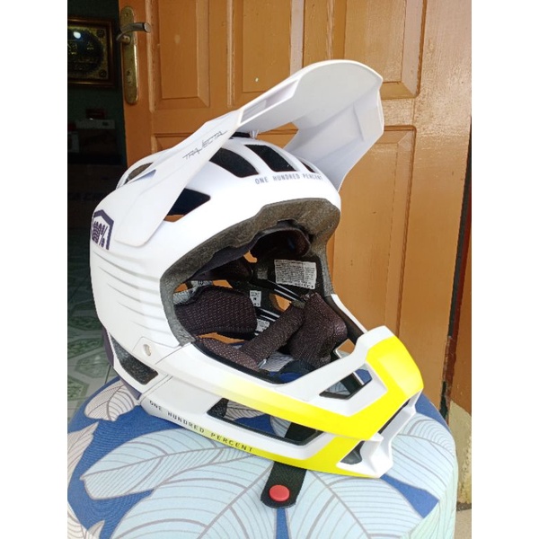 helm 100% trajetA enduro size M