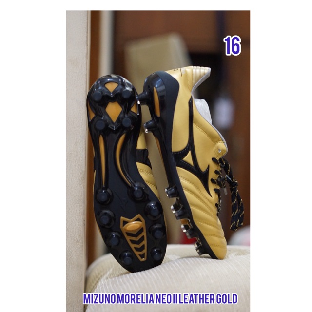 Mizuno Morelia Neo II Leather Gold