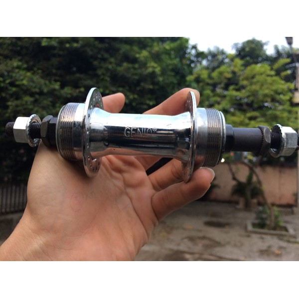 Hub Sepeda Depan