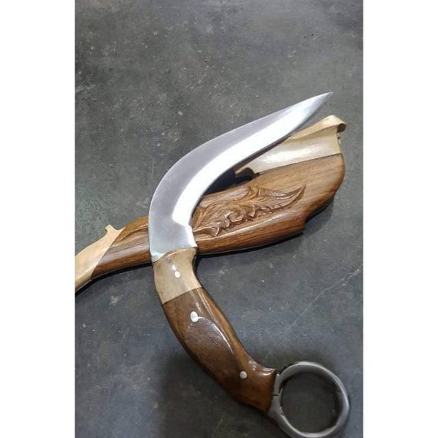 Pisau Karambit minang