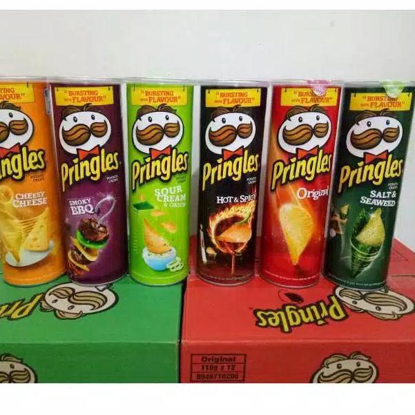 

Terbaru 10.10 Pringles Potato Crisps 107gr-Keripik Kentang Renyah-All Varian Rasa-Cemilan Enak-Grosi