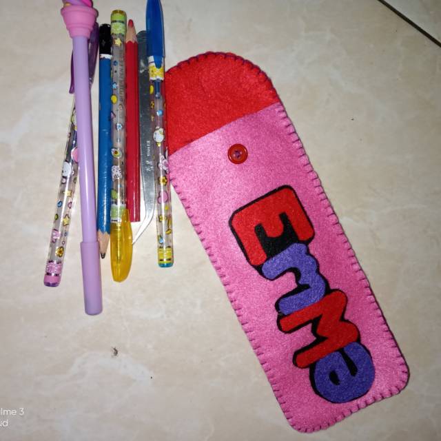 

Tempat pensil