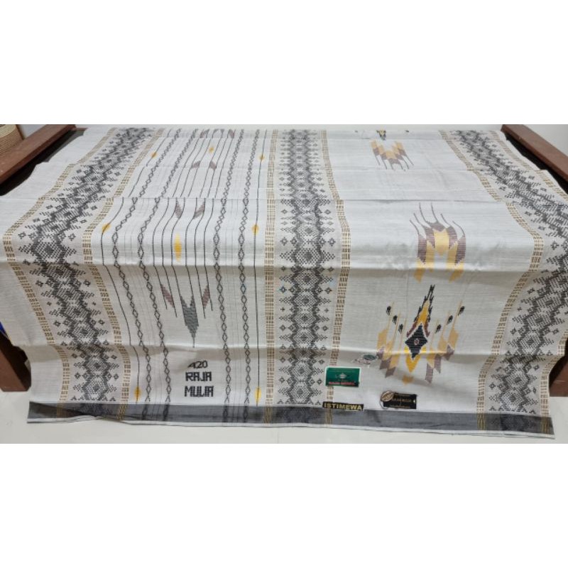 Sarung tenun Raja Mulia 420 sutra exclusive