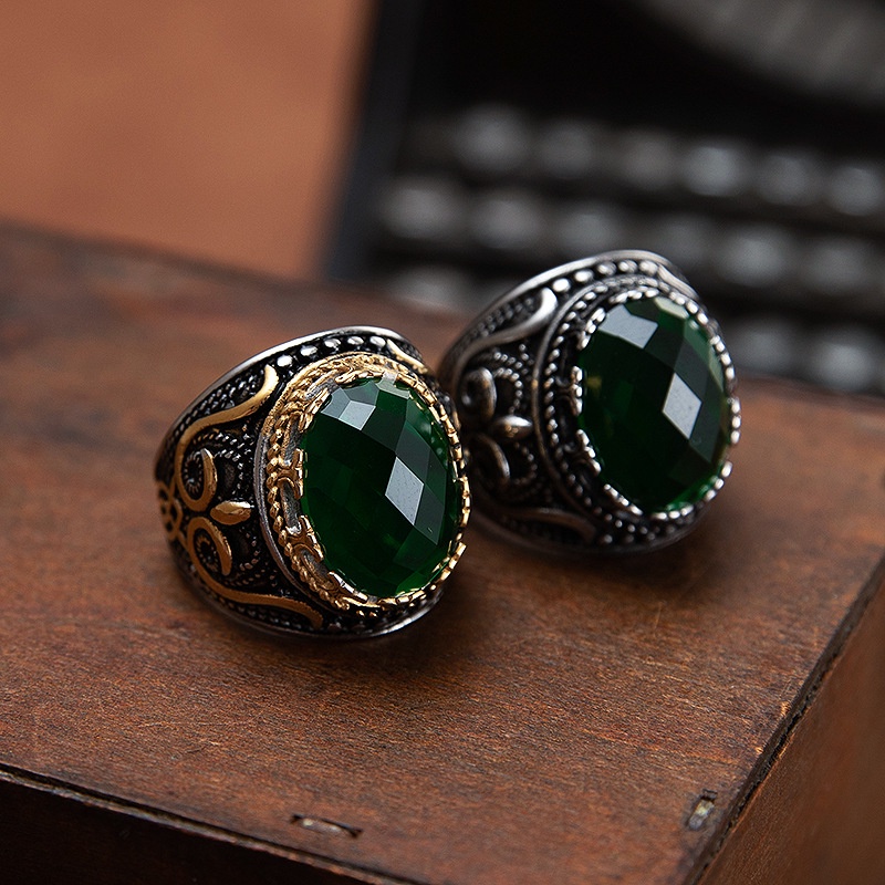 Cincin Zircon Emerald Gaya Retro Untuk Pria Dan Wanita