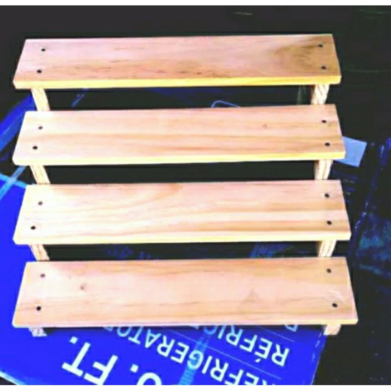 Rak Kayu 4 Susun / Rak Tanaman Hias