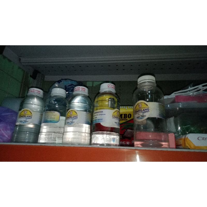 pembersih noda pakaian/kutik AMPUH