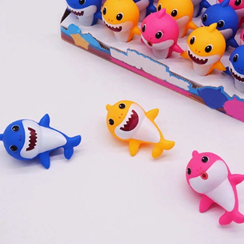 MOMBABY1 Bunyi Nitnit - Mainan Mandi Baby Shark Bisa bunyi Nyit nyit harga 1 pc