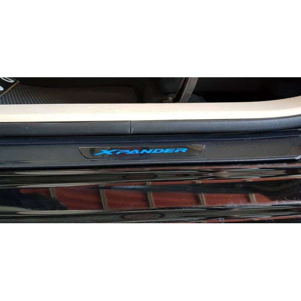 Sillplate / sill plate samping mitsubishi xpander pelindung bawah pintu mobil