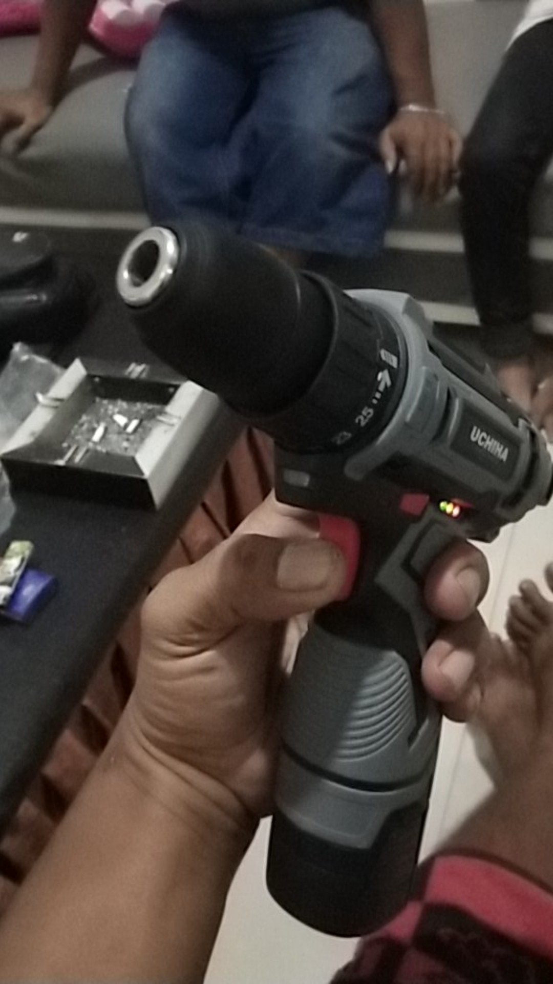 Mesin Bor Baterai Cordless Besi Kayu Tembok Beton  Merk Uchiha Japan Promo Gila