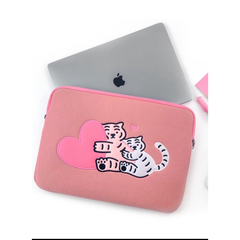 Sleeve Pouch Sarung Tas Bag Case Ipad Tab Tablet Macbook Air Pro Laptop Asus Acer Lenovo HP Huawei 11 12 13 14 15 inch Motif Gambar Harimau Tiger Warna Pink Lucu Cute Murah Korean Model