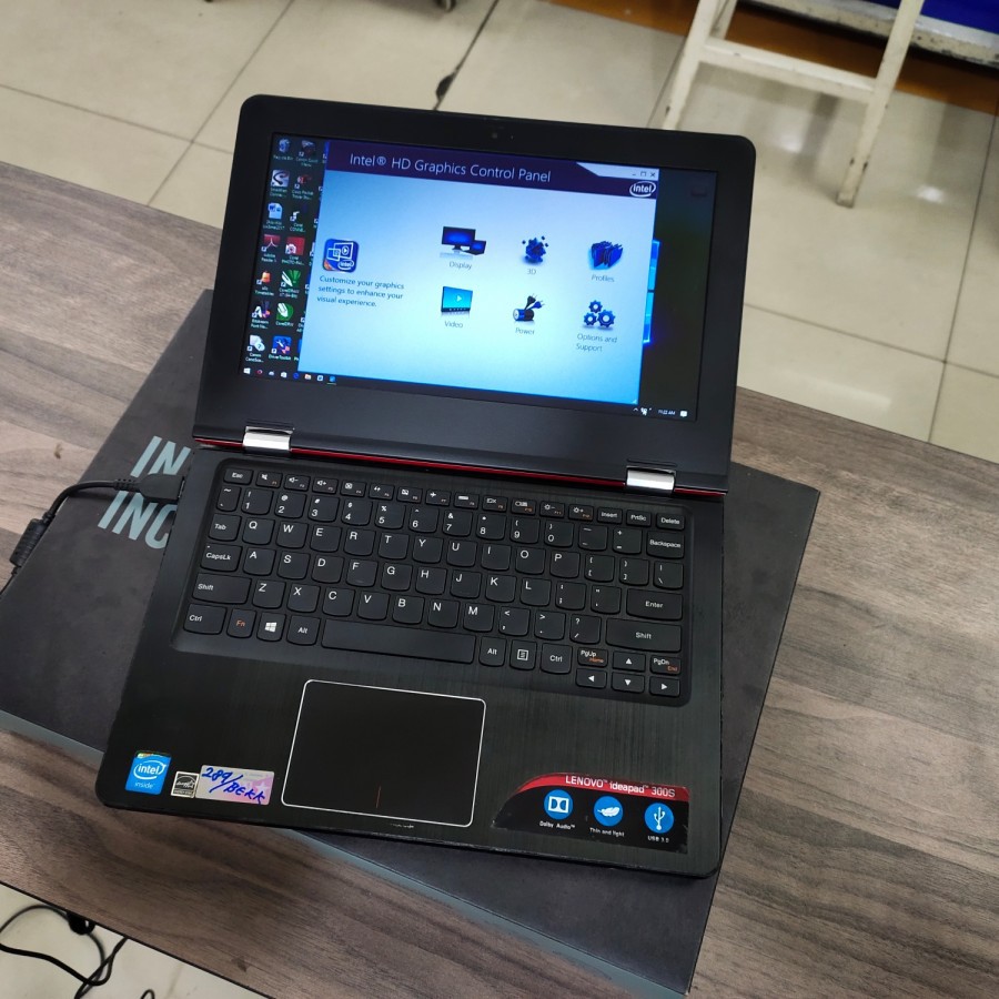 Laptop Leptop Notebook lenovo Ideapad 300S Mulus Hardisk 500GB RAM 2GB