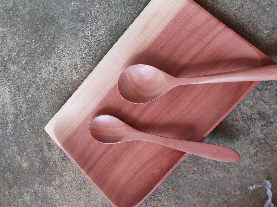 Piring Kayu Persegi Panjang