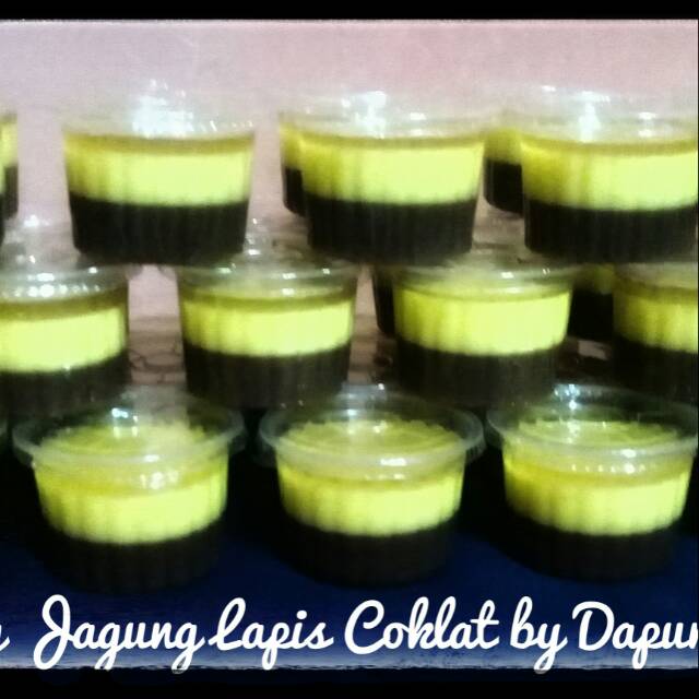 

Puding jagung lapis coklat