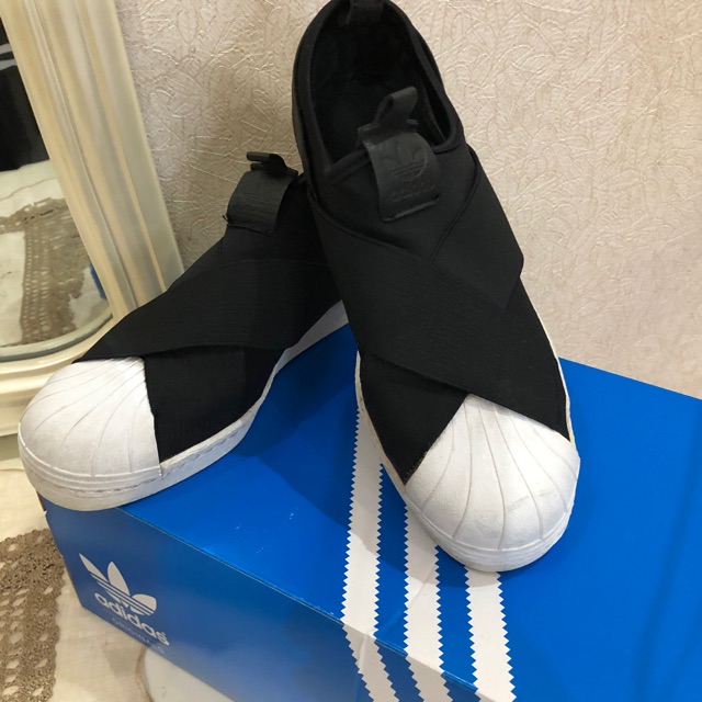 Preloved Adidas Superstar Slip on