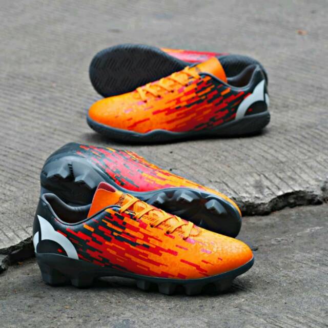 SEPATU BOLA ORTUSEIGHT BLIZZARD FG