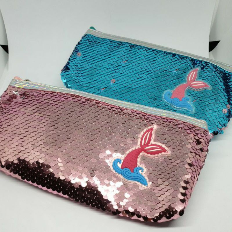 

Kotak Pensil Bahan Plastik Dengan Logo dan Sequin