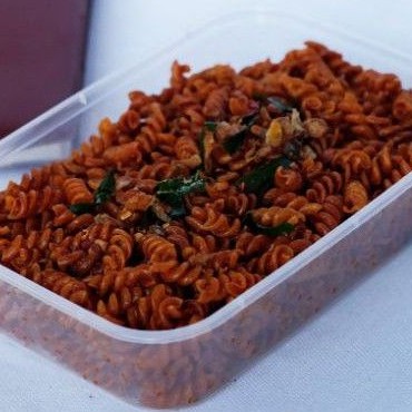 

Makaroni spiral kemasan toples (ekstra bawang goreng dan daun jeruk)