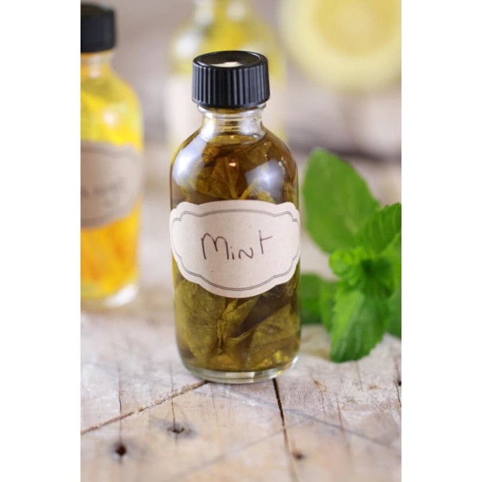 

Homemade Mint Extract All Natural Ekstrak Daun Peppermint Baking Cake