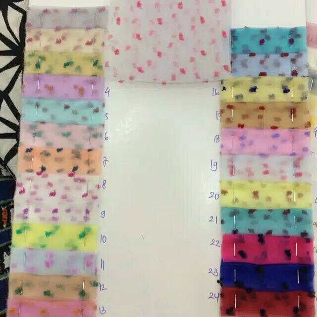 Organza dot dua warna