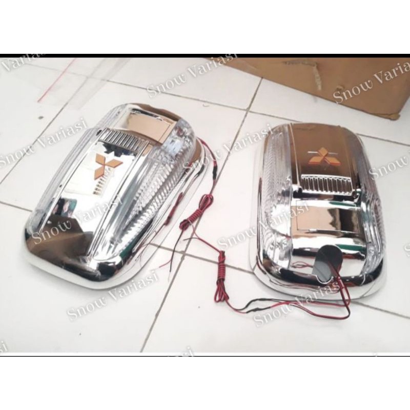 Mirror Cover Spion Canter Lampu LED Merah Kuning Chrome