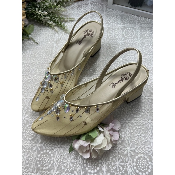 Rafaizoutfit sepatu wanita Laura gold tinggi 5cm tahu