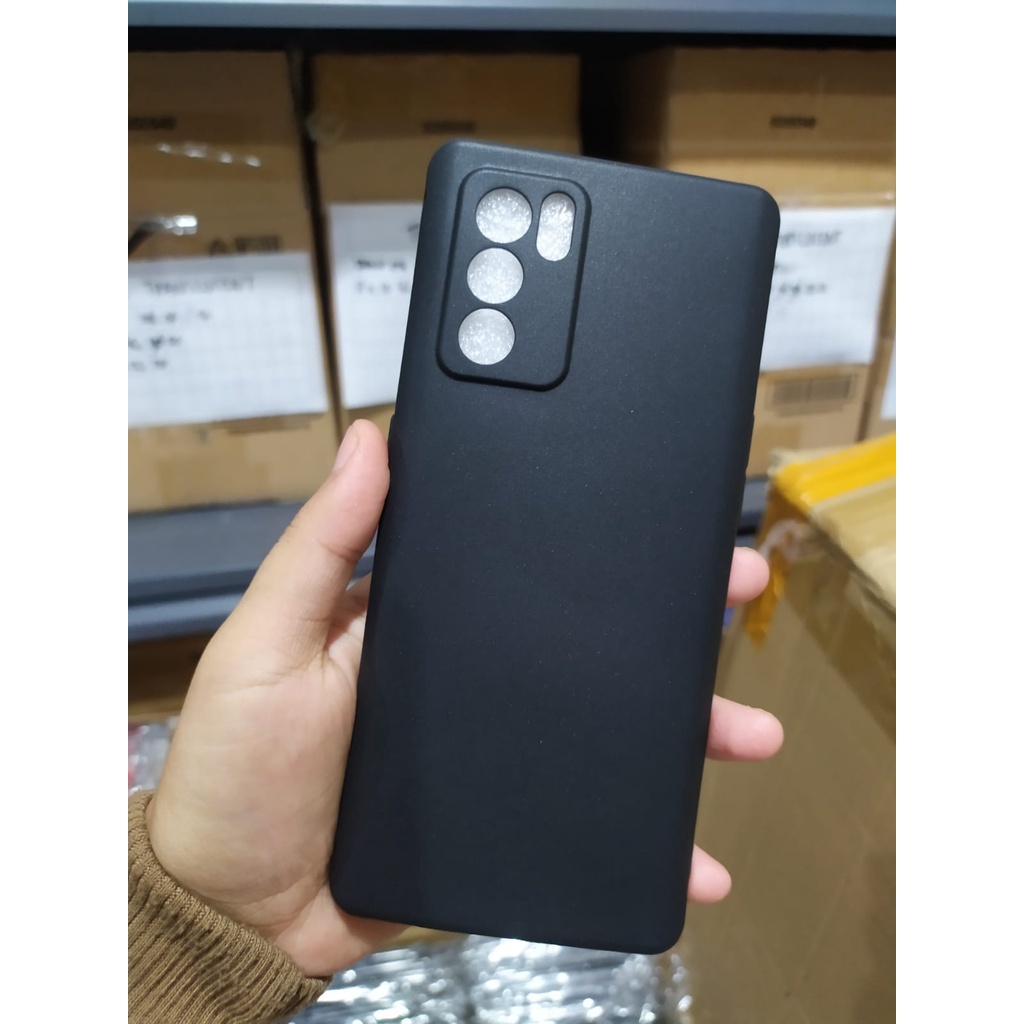 Softcase OPPO RENO 5 / OPPO RENO 5F / OPPO RENO 6 (4G) / OPPO RENO 6 PRO (5G) Casing Black + Protect