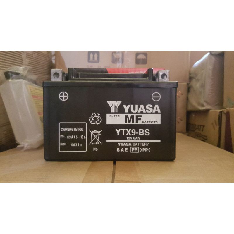 AKI KERING MOTOR NINJA 250 FI YTX9-BS 8AH