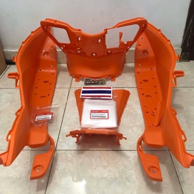 Body Inner / Kasar PCX 150 CBU Orange