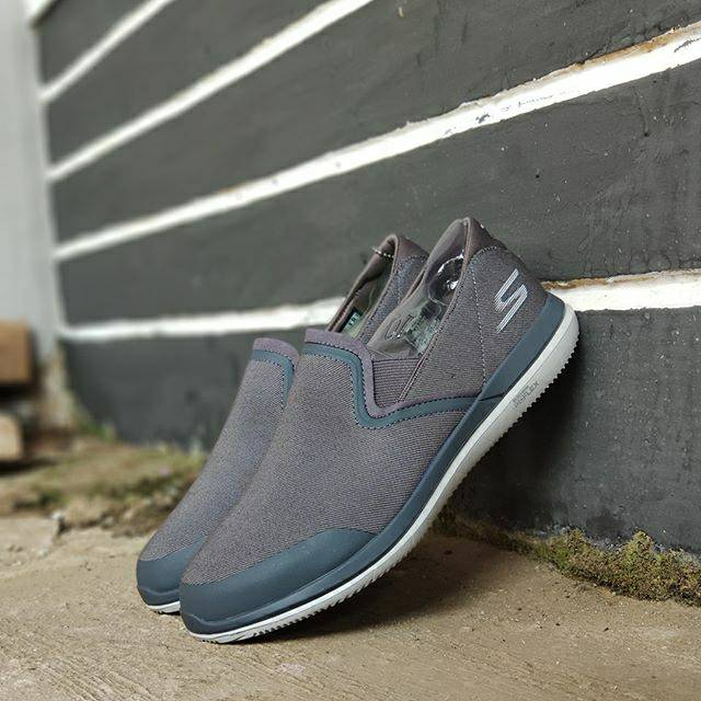 Skechers Go flex Executive - 100% original