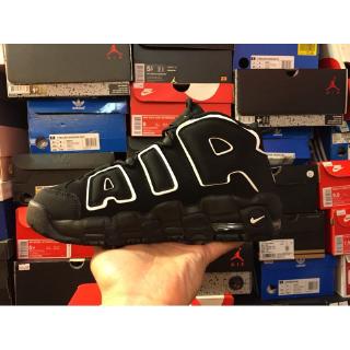  Sepatu  Model Nike  Air  More Uptempo  Gs Air  Warna Hitam Dan 