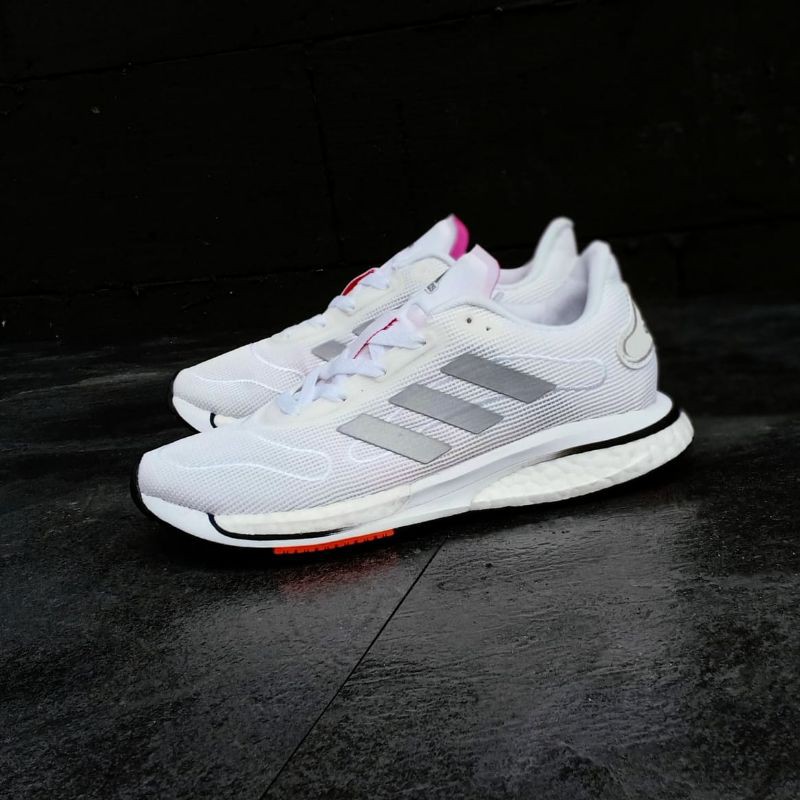 ADIDAS SUPERNOVA WOMEN PLUS WHITE STRIP SILVER/SOL OREN