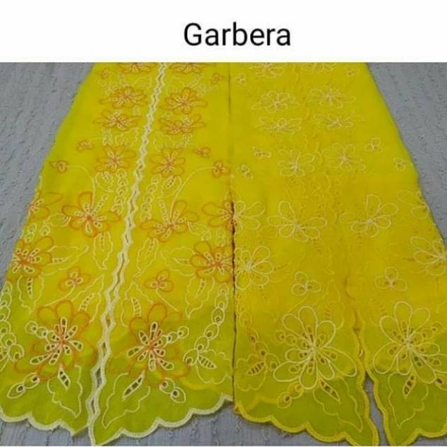 Kebaya Bali | Kebaya Semi Bordir Loncer Gabera