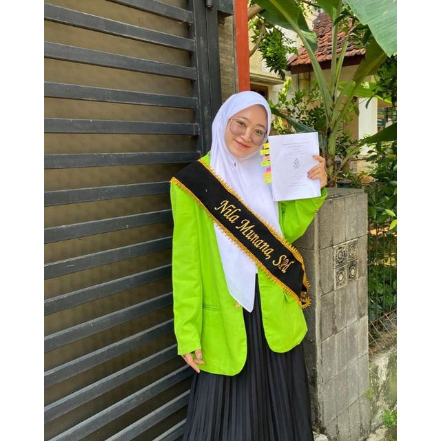 Selempang Wisuda Bordir Bludru Renda