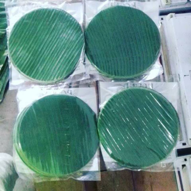 

Daun pisang bulat/Alas makanan daun pisang