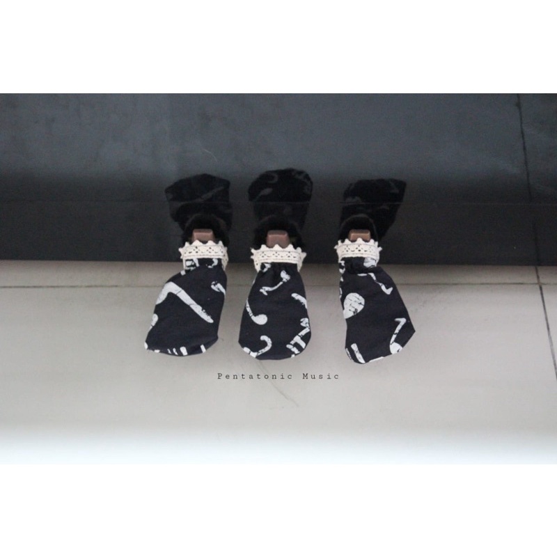 Piano Pedal cover Batik Hitam Aksesoris Musik Not Balok Pentatonic Music